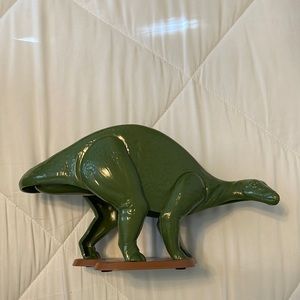 Barbuzzo NACHOSAURUS Chip & Dip Set.  Box not included.